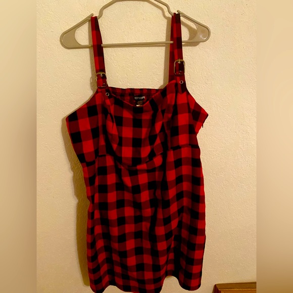 Hot Topic Dresses & Skirts - Hot Topic plaid dress size 22